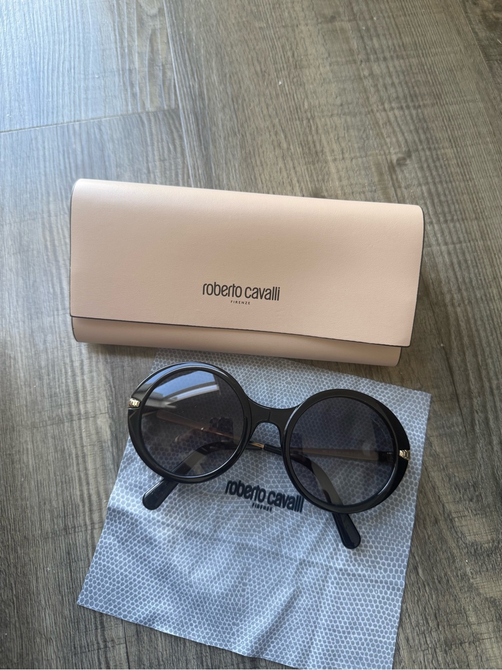 Roberto Cavalli Round Black Sunglasses with Light Pink Case